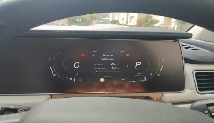 2023 Mahindra XUV700 AX 7 LUXURY D AWD AT 7 STR, Diesel, Automatic, 31,029 km, interior