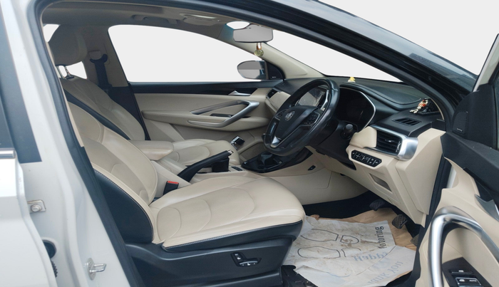 2022 MG HECTOR SHARP HYBRID 1.5 PETROL, Petrol, Manual, 42,462 km, interior