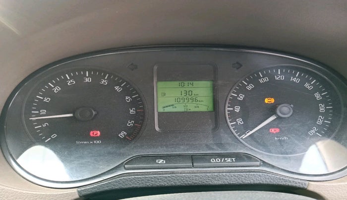 2014 Skoda Rapid AMBITION 1.6 TDI CR MT PLUS, Diesel, Manual, 1,09,996 km, interior