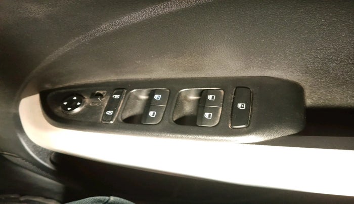 2022 Hyundai VENUE S PLUS 1.5 CRDI, Diesel, Manual, 63,103 km, interior