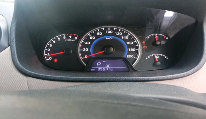 2017 Hyundai Grand i10 SPORTZ (O) AT 1.2 KAPPA VTVT, Petrol, Automatic, 35,577 km, interior