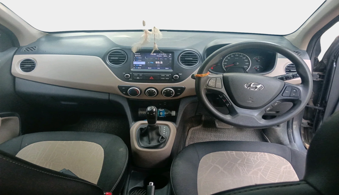 2017 Hyundai Grand i10 SPORTZ (O) AT 1.2 KAPPA VTVT, Petrol, Automatic, 35,577 km, interior