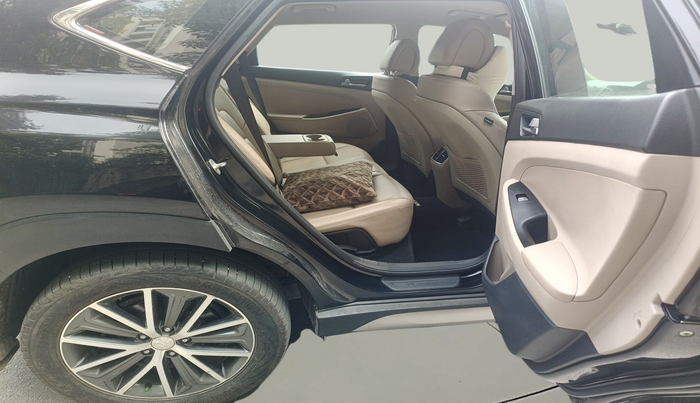 2018 Hyundai Tucson GLS 2WD AT PETROL, Petrol, Automatic, 93,645 km, interior
