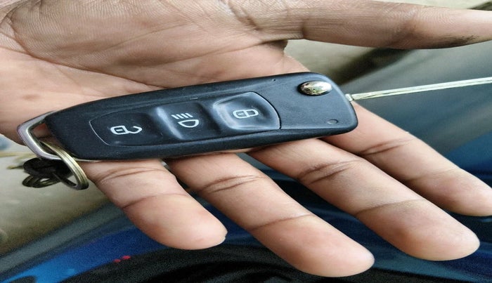 2018 Tata NEXON XM PETROL, Petrol, Manual, 51,806 km, interior