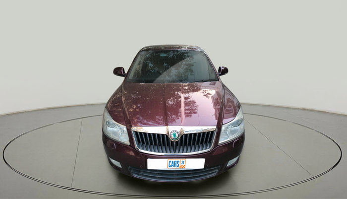 2013 Skoda Laura L&K 2.0 TDI AT, Diesel, Automatic, 2,09,262 km, exterior