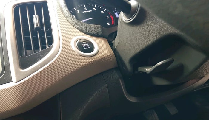 2015 Hyundai Creta SX PLUS 1.6 PETROL, Petrol, Manual, 76,399 km, interior