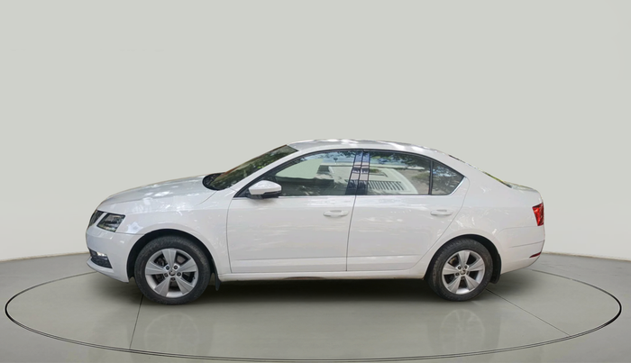 2019 Skoda Octavia 2.0 TDI CR STYLE, Diesel, Manual, 99,366 km, exterior