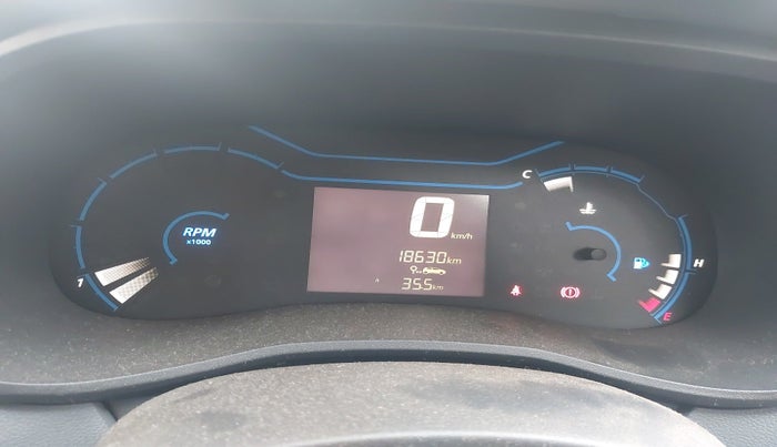 2021 Renault Kwid RXT 1.0 (O), Petrol, Manual, 18,630 km, interior