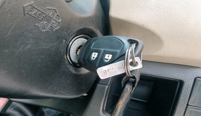 2017 Maruti Wagon R 1.0 VXI + (O) AMT, Petrol, Automatic, 48,417 km, interior