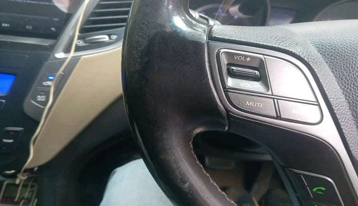 2014 Hyundai Santa Fe 2 WD AT, Diesel, Automatic, 1,63,719 km, interior