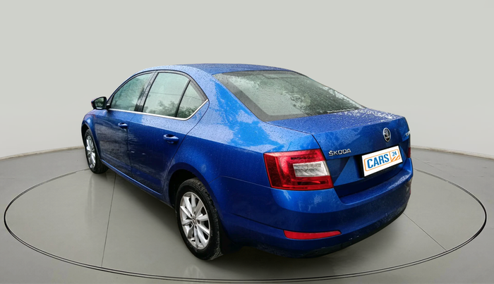 2014 Skoda Octavia AMBITION 2.0 TDI AT, Diesel, Automatic, 1,15,305 km, exterior