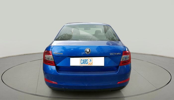 2014 Skoda Octavia AMBITION 2.0 TDI AT, Diesel, Automatic, 1,15,305 km, exterior