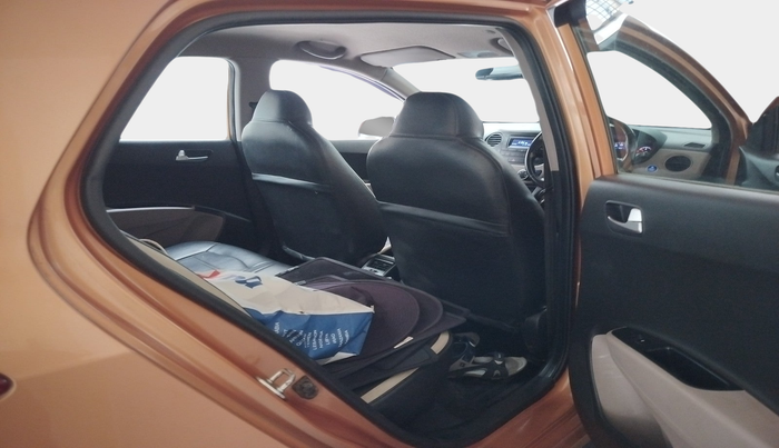 2015 Hyundai Grand i10 ASTA AT 1.2 KAPPA VTVT, Petrol, Automatic, 55,802 km, interior