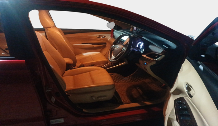 2020 Toyota YARIS VX CVT, Petrol, Automatic, 25,690 km, interior