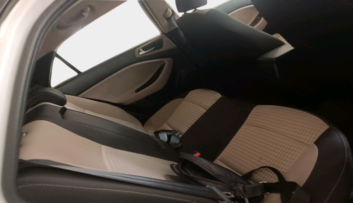 2020 Hyundai Elite i20 ASTA 1.2 (O), Petrol, Manual, 13,615 km, interior