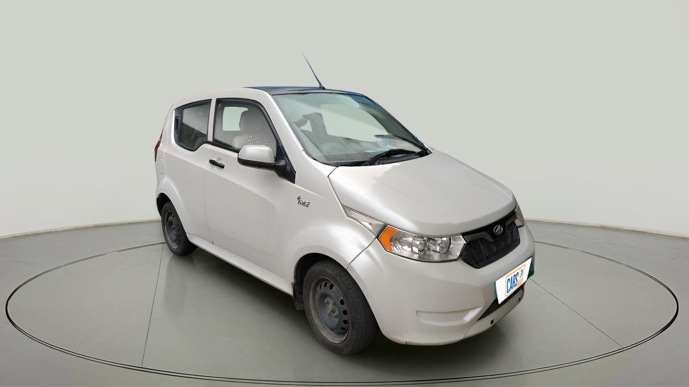 2017 Mahindra E20 Plus P6, Electric, Automatic, 48,116 km, exterior