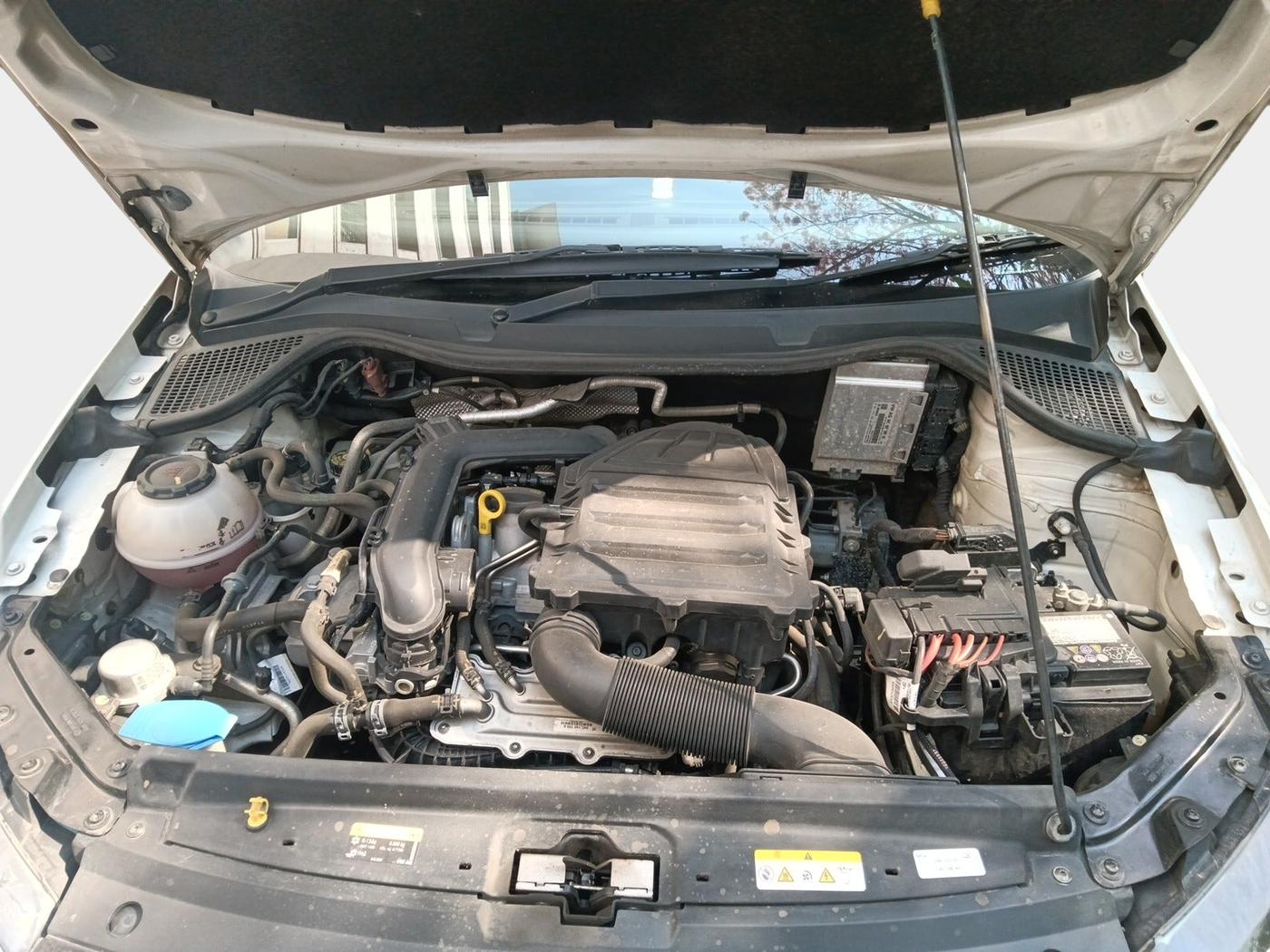 2022 Volkswagen Polo COMFORTLINE 1.0L TSI AT, Petrol, Automatic, 44,500 km, exterior
