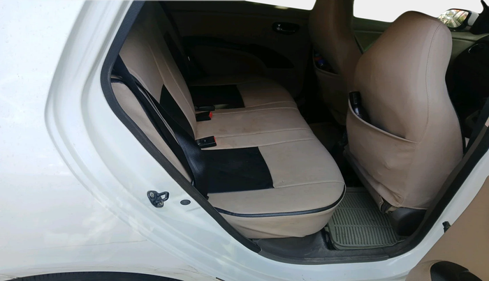 2011 Hyundai i10 MAGNA 1.2, Petrol, Manual, 82,974 km, interior