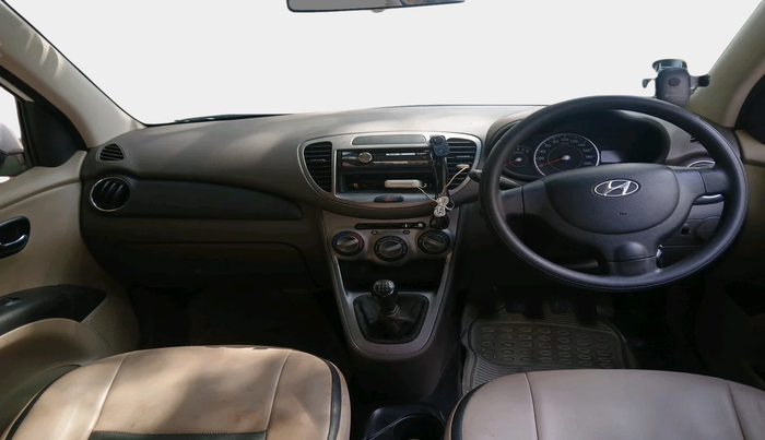 2011 Hyundai i10 MAGNA 1.2, Petrol, Manual, 82,974 km, interior