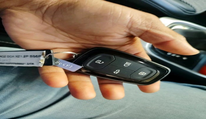 2023 Tata ALTROZ XZA, Petrol, Automatic, 15,793 km, interior