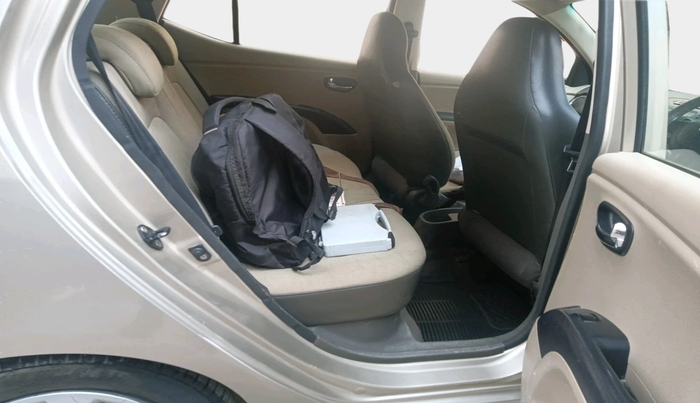 2012 Hyundai i10 SPORTZ 1.2, Petrol, Manual, 72,181 km, interior