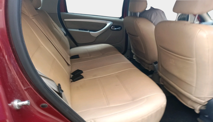 2016 Nissan Terrano XL (D), Diesel, Manual, 99,000 km, interior