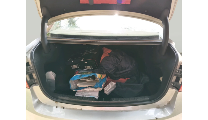 2013 BMW 3 Series 320d, Diesel, Automatic, 1,36,031 km, exterior