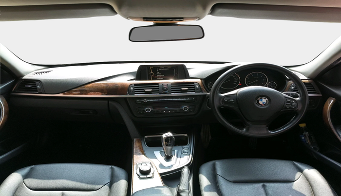2013 BMW 3 Series 320d, Diesel, Automatic, 1,36,031 km, interior