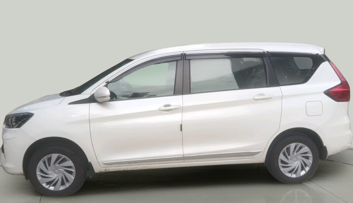 2023 Toyota RUMION S MT , Petrol, Manual, 8,598 km, exterior