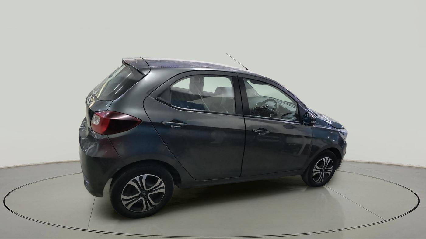 2024 Tata Tiago XT PETROL, Petrol, Manual, 52,525 km, exterior