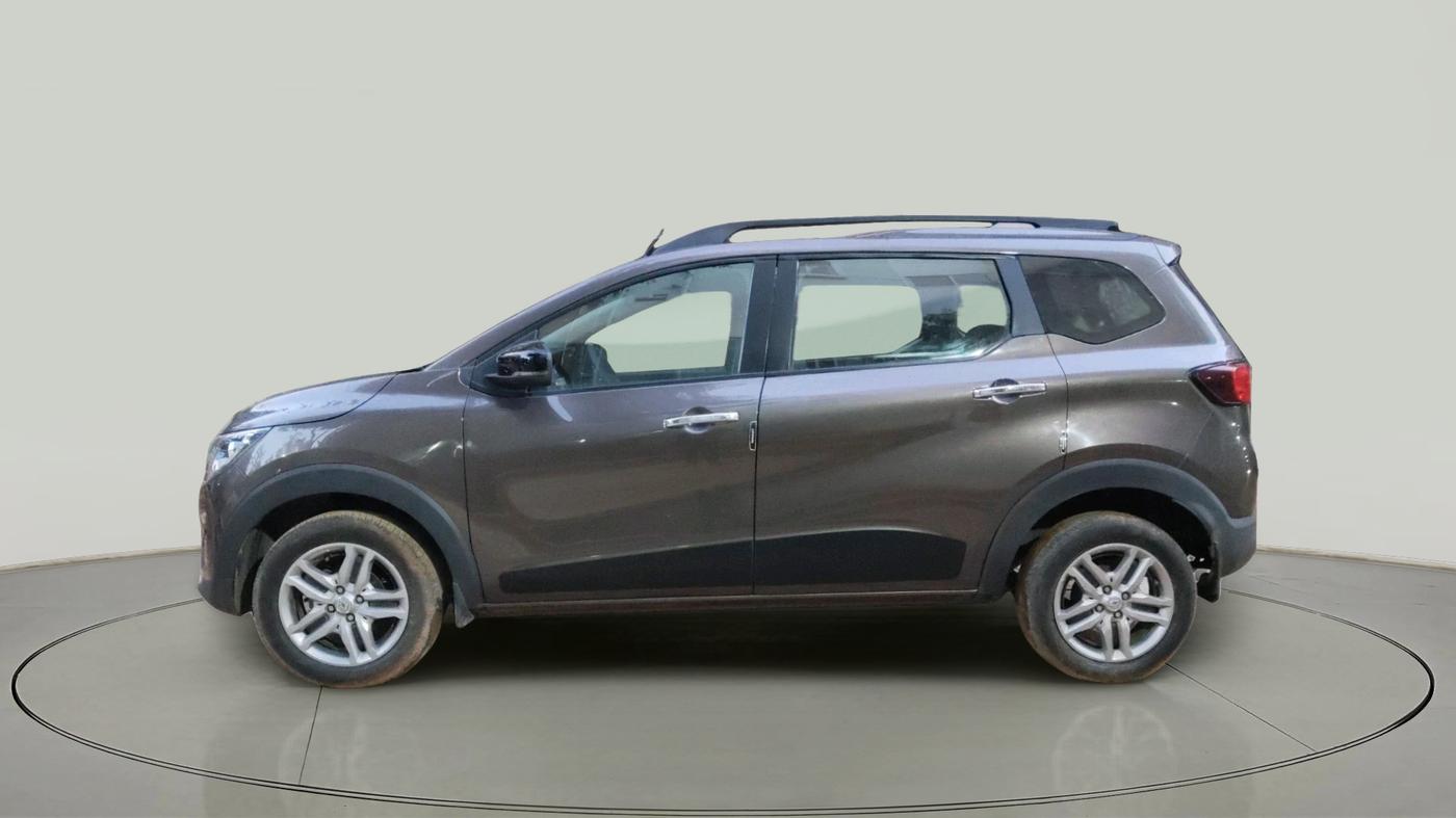 2024 Renault TRIBER RXZ, Petrol, Manual, 35,716 km, exterior