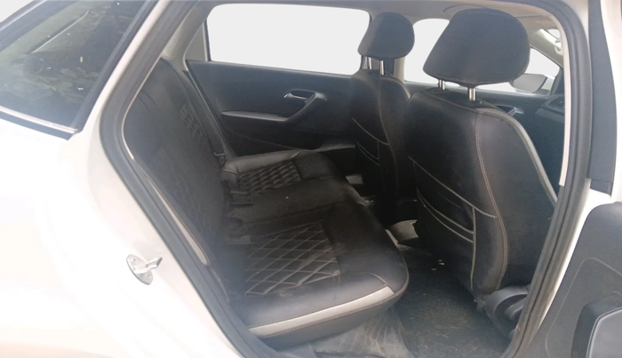 2022 Volkswagen Polo COMFORTLINE 1.0L TSI, Petrol, Manual, 86,248 km, interior