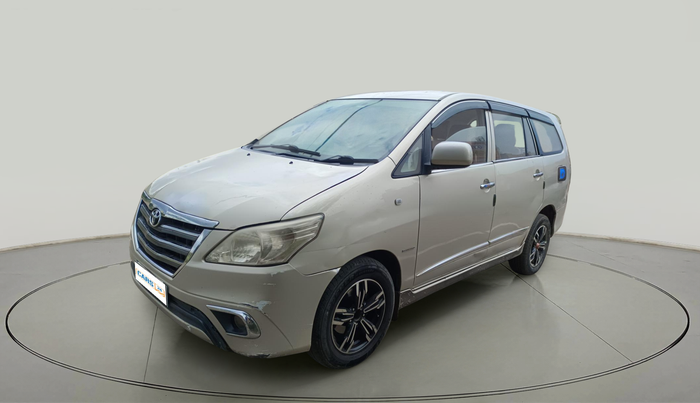 2014 Toyota Innova 2.5 GX 7 STR, Diesel, Manual, 2,67,148 km, exterior