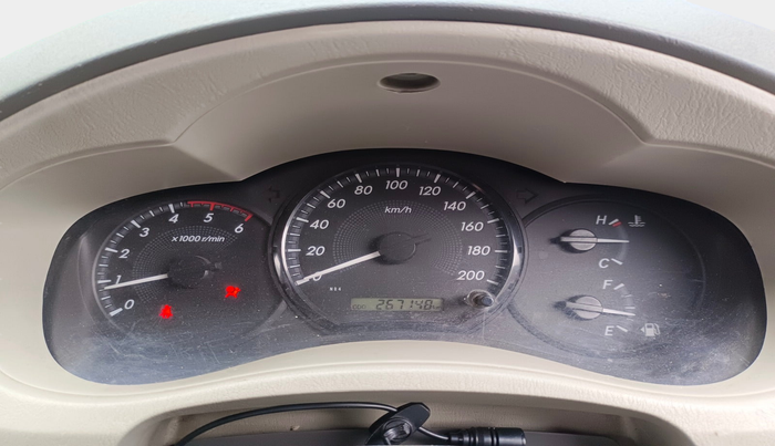 2014 Toyota Innova 2.5 GX 7 STR, Diesel, Manual, 2,67,148 km, interior