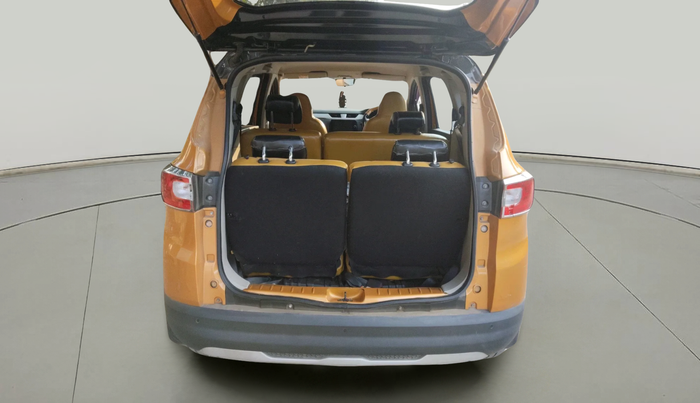 2022 Renault TRIBER RXZ DUAL TONE, Petrol, Manual, 30,247 km, exterior