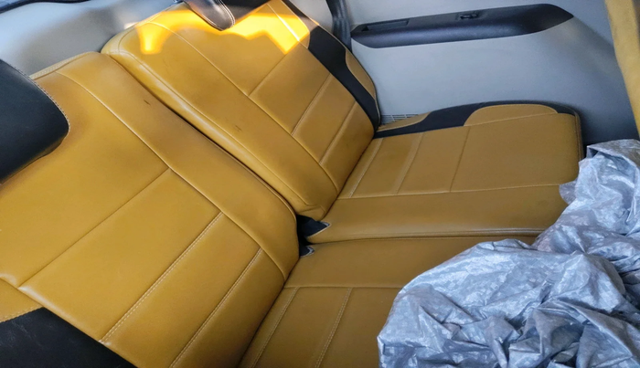 2022 Renault TRIBER RXZ DUAL TONE, Petrol, Manual, 30,247 km, interior