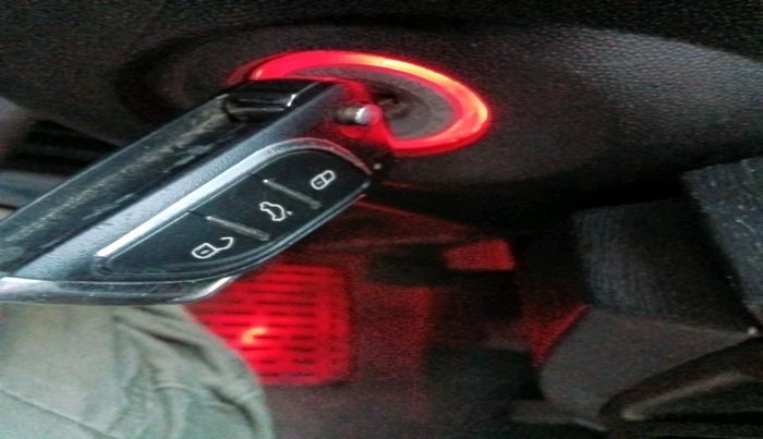 2012 Mahindra XUV500 W8, Diesel, Manual, 82,383 km, interior