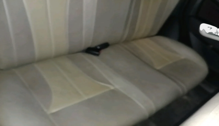 2011 Ford Figo ZXI 1.2 PETROL, Petrol, Manual, 99,813 km, interior