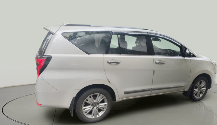 2016 Toyota Innova Crysta 2.4 ZX 7 STR, Diesel, Manual, 1,07,776 km, exterior