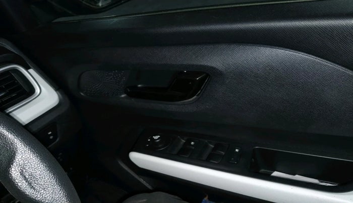 2023 Tata PUNCH ACCOMPLISHED MT, Petrol, Manual, 37,631 km, interior