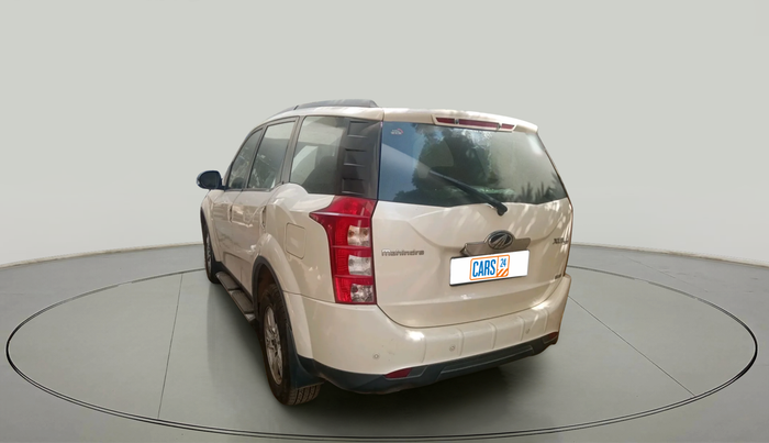 2014 Mahindra XUV500 W8, Diesel, Manual, 7,00,001 km, exterior