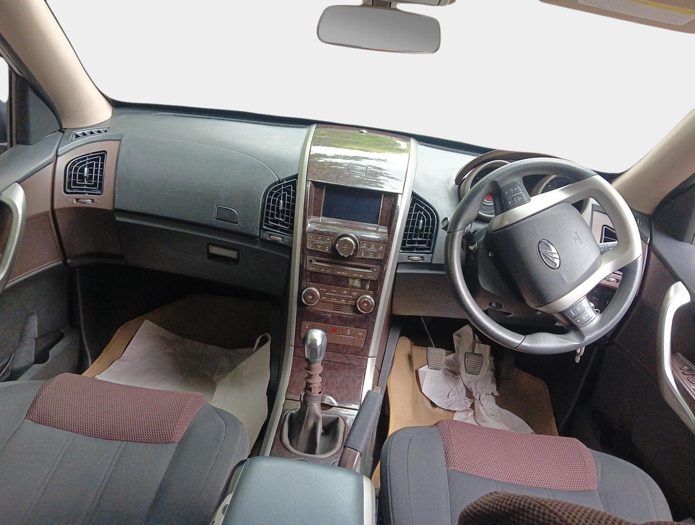 2012 Mahindra XUV500 W6, Diesel, Manual, 1,05,060 km, interior