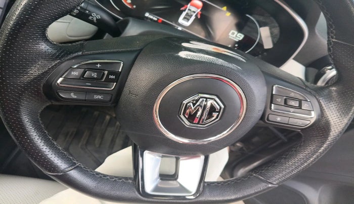 2023 MG ASTOR SAVVY 1.5 CVT, Petrol, Automatic, 21,629 km, interior