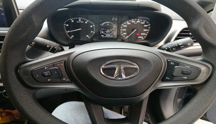 2021 Tata ALTROZ XT PETROL, Petrol, Manual, 23,921 km, interior