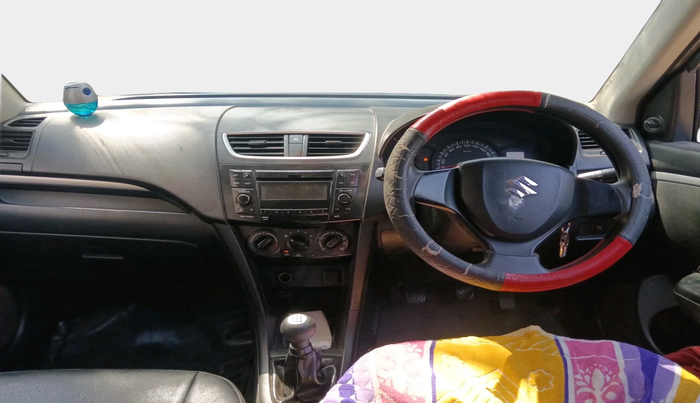 2015 Maruti Swift LXI, Petrol, Manual, 2,09,856 km, interior