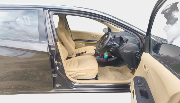 2015 Honda Amaze 1.2L I-VTEC S, Petrol, Manual, 1,07,500 km, interior
