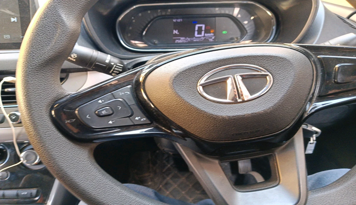 2021 Tata NEXON XMA SUNROOF PETROL, Petrol, Automatic, 25,820 km, interior