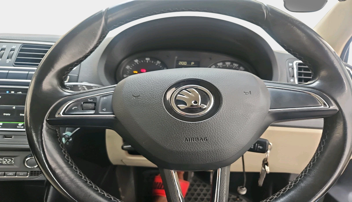 2016 Skoda Rapid 1.6 MPI STYLE PLUS AT, Petrol, Automatic, 63,135 km, interior