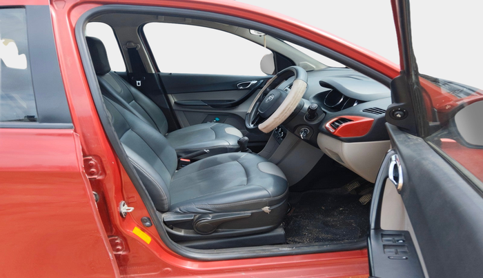 2018 Tata Tiago XZ PETROL, Petrol, Manual, 72,885 km, interior
