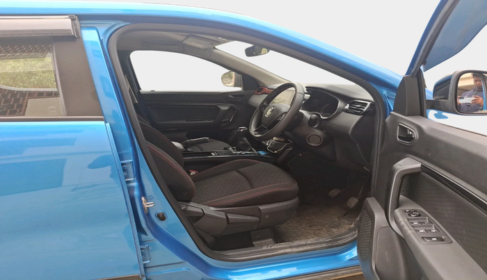 2023 Renault Kiger RXZ TURBO MT, Petrol, Manual, 26,711 km, interior